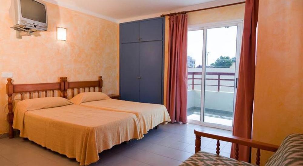 Apartamentos Sol Bay San Antonio Abad Exterior foto