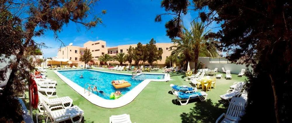 Apartamentos Sol Bay San Antonio Abad Exterior foto
